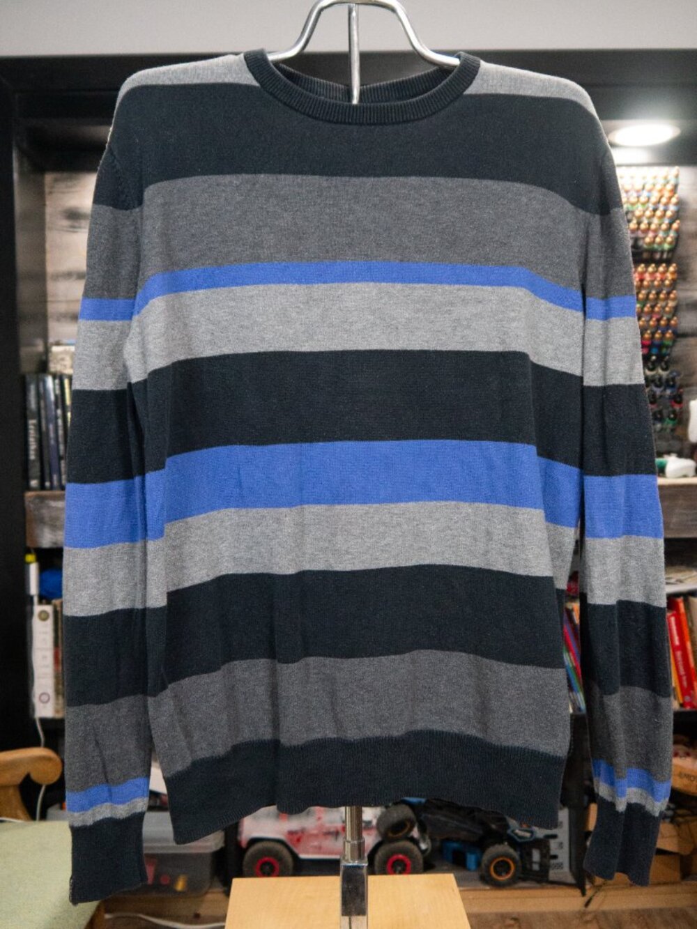 2011 Empyre Men’s Small Striped Crewneck Sweater Black Gray Blue Zumiez